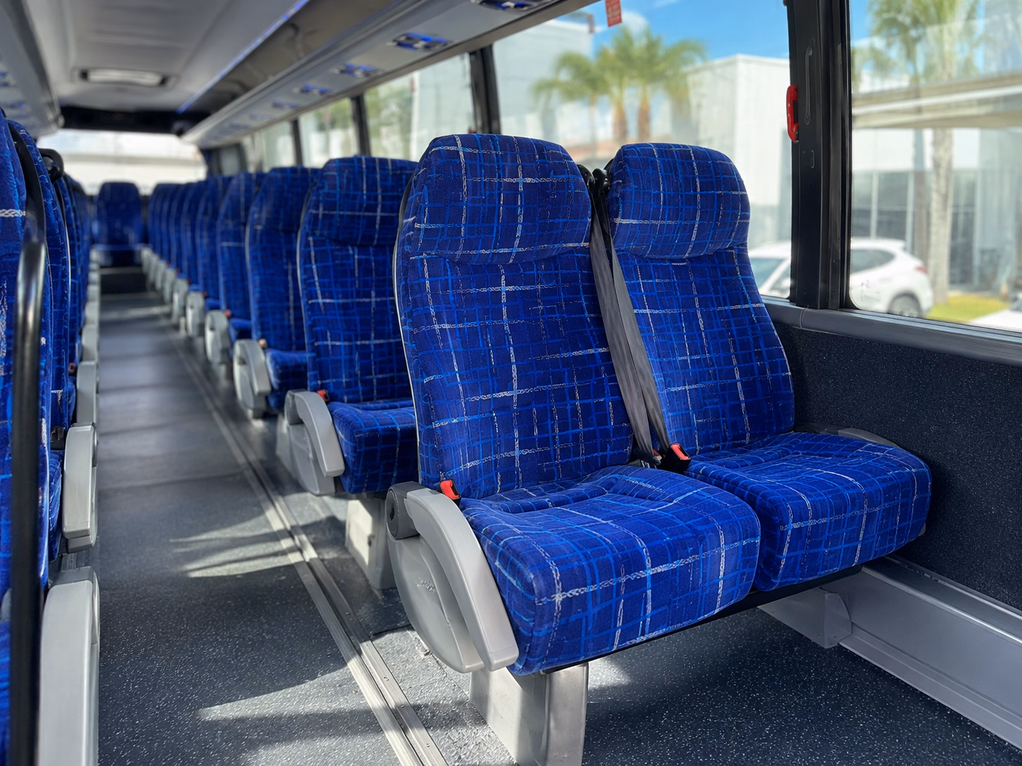 how the type of bus you choose changes the price in pittsburg california